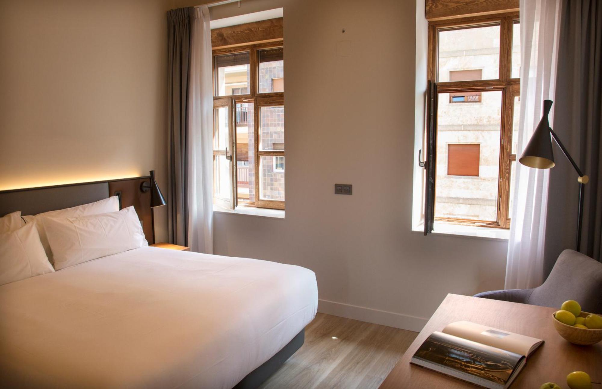 Prisma Suites Salamanque Extérieur photo